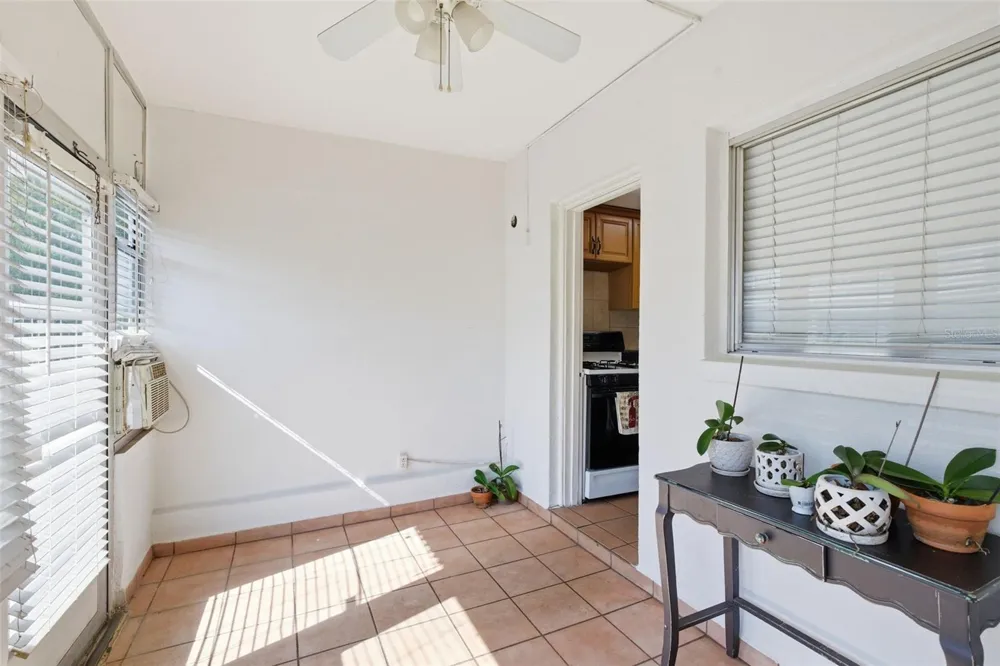 5876 21ST STREET #5 St Petersburg, FL 33714