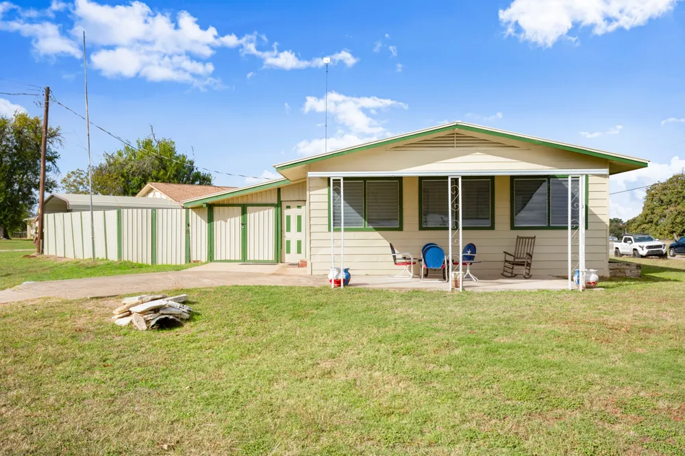 210 Striper Haven Lane Buchanan Dam, TX 78609