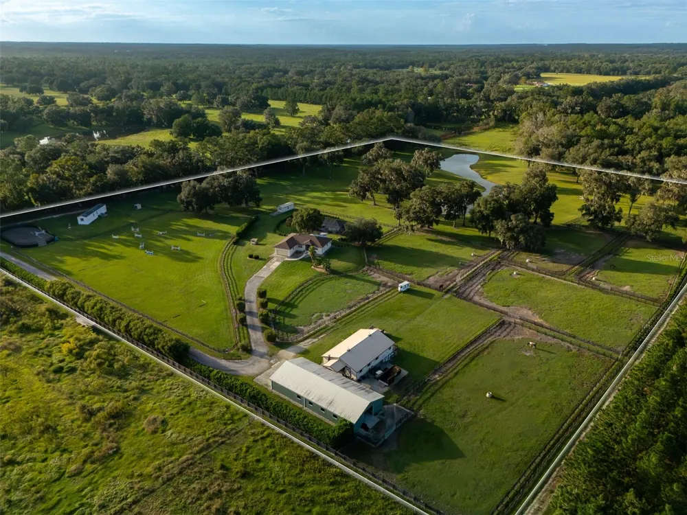 9481 W HIGHWAY 316 Reddick, FL 32686