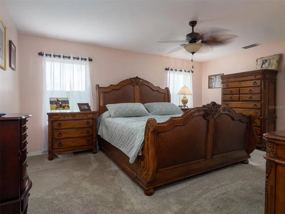 9481 W HIGHWAY 316 Reddick, FL 32686