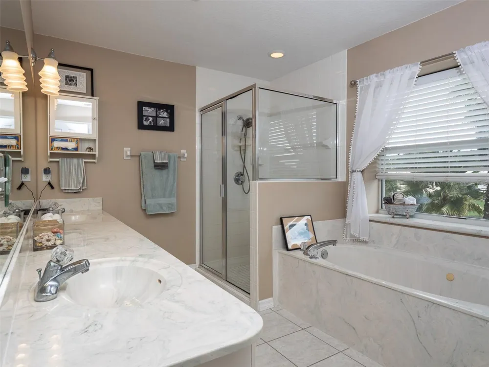 9481 W HIGHWAY 316 Reddick, FL 32686