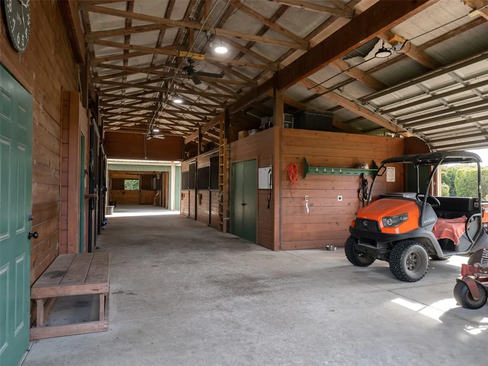 9481 W HIGHWAY 316 Reddick, FL 32686