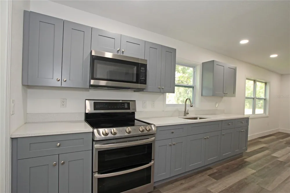 4925 MAGNOLIA AVENUE Mulberry, FL 33860