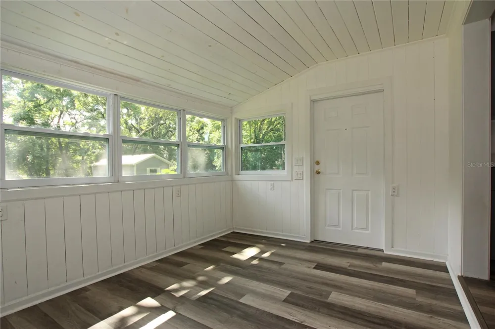 4925 MAGNOLIA AVENUE Mulberry, FL 33860