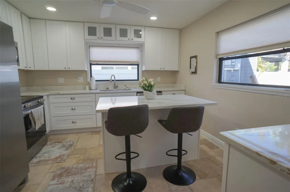 929 LANTANA AVENUE Clearwater Beach, FL 33767