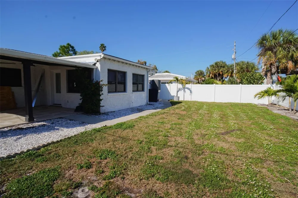 929 LANTANA AVENUE Clearwater Beach, FL 33767