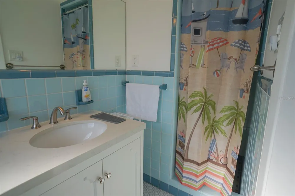 929 LANTANA AVENUE Clearwater Beach, FL 33767