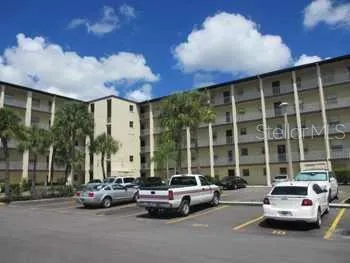 3124 LAKE BAYSHORE DRIVE #219