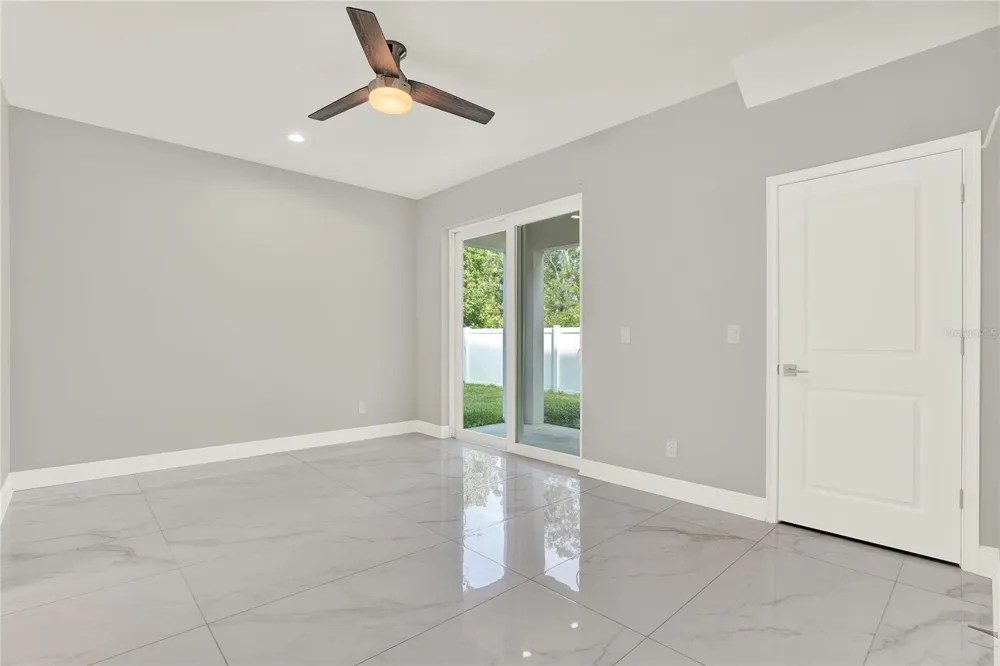 3847 SEENA MANOR COURT Tampa, FL 33618