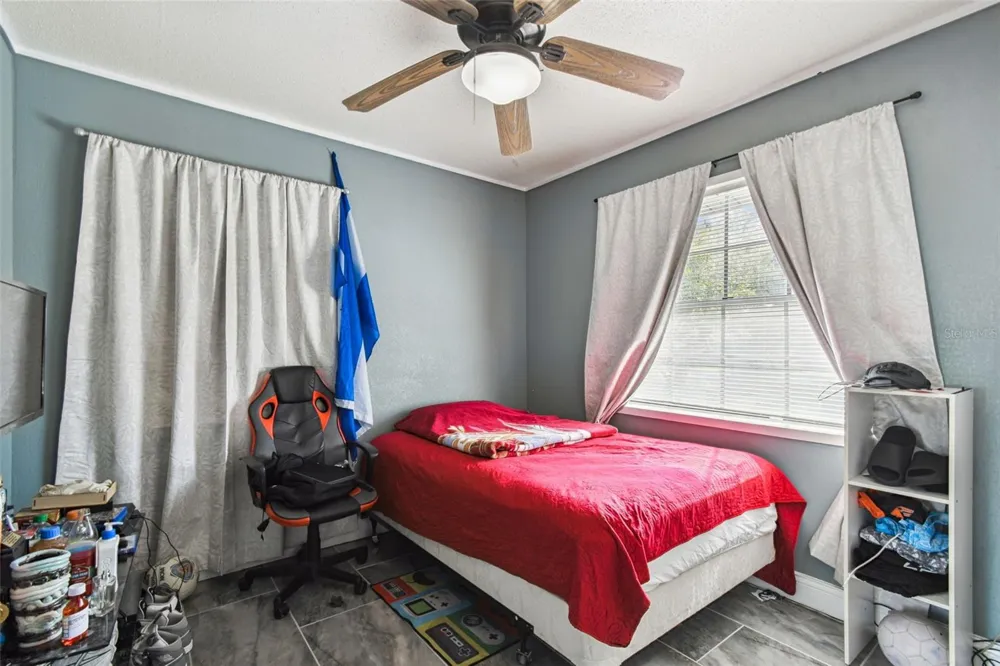25309 CARNOUSTIE DRIVE Sorrento, FL 32776
