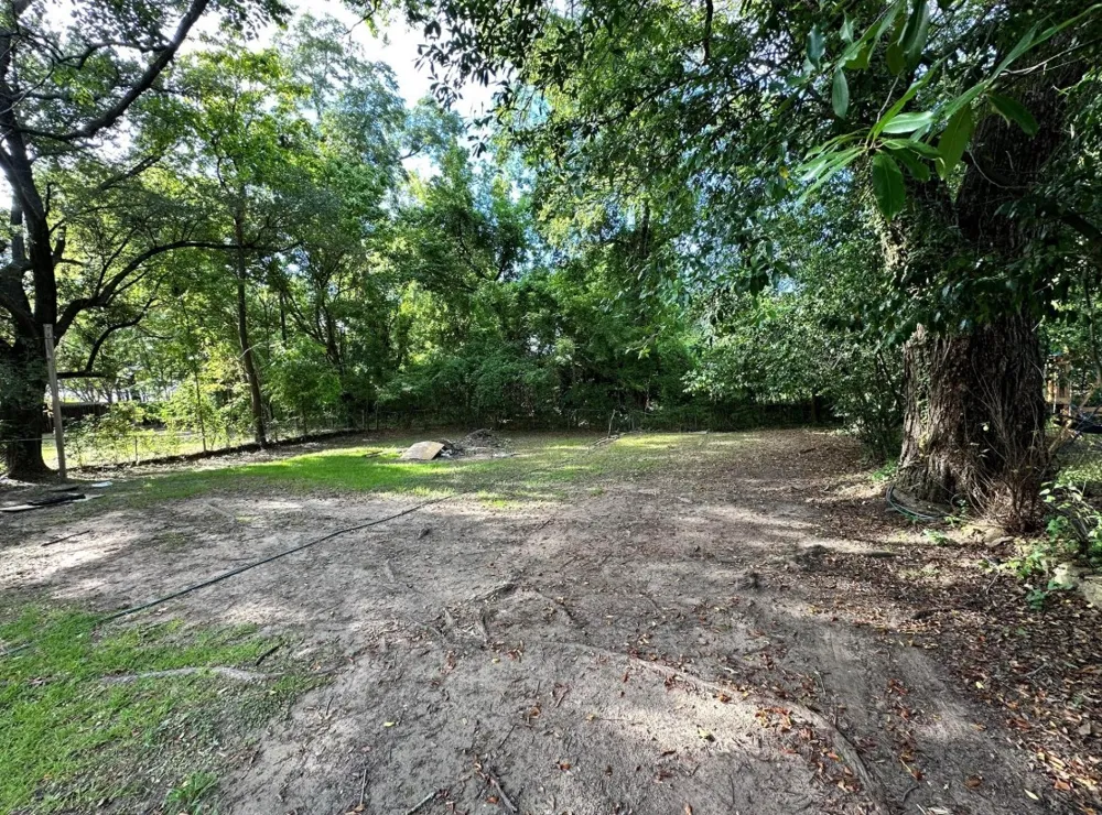305 E Bradford Street Troup, TX 75789