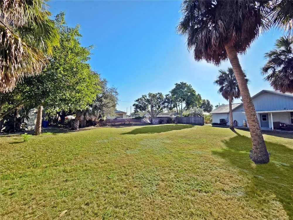 6225 FLAMINGO DRIVE Apollo Beach, FL 33572