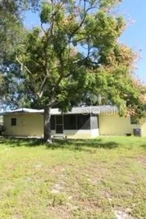 905 MARION DRIVE Mount Dora, FL 32757