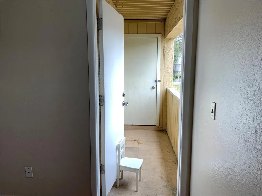 233 RED MAPLE PLACE #233 Brandon, FL 33510