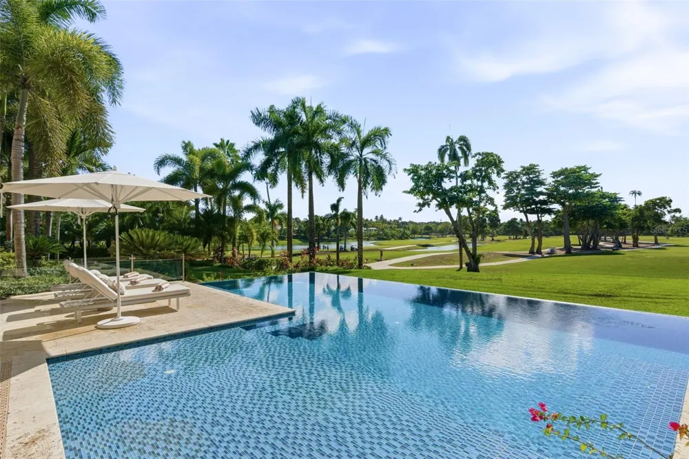 200 DORADO BEACH DRIVE #2210 Dorado, PR 00646