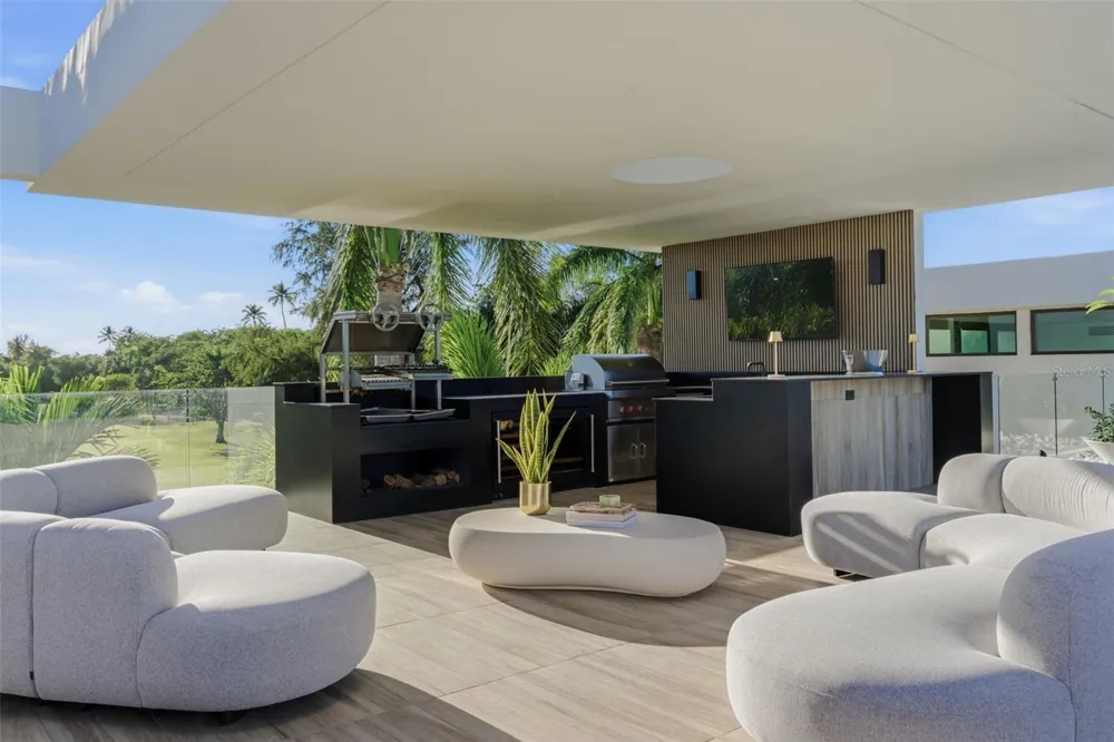200 DORADO BEACH DRIVE #2210 Dorado, PR 00646