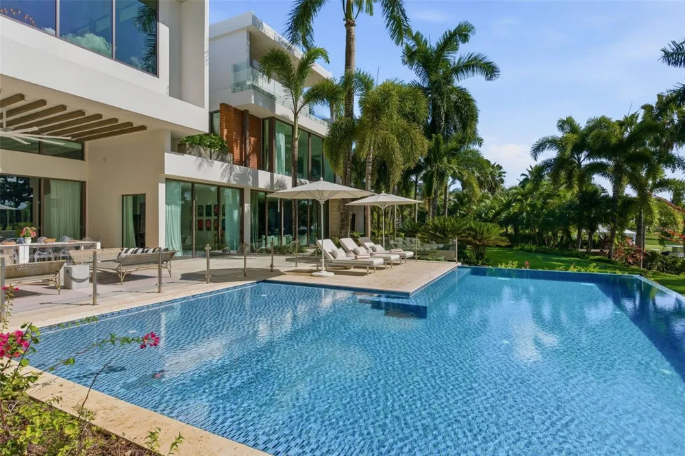 200 DORADO BEACH DRIVE #2210 Dorado, PR 00646