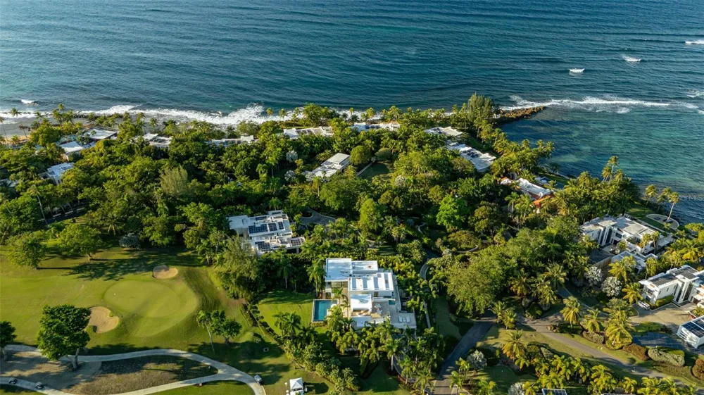 200 DORADO BEACH DRIVE #2210 Dorado, PR 00646