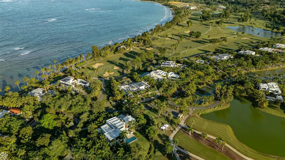 200 DORADO BEACH DRIVE #2210 Dorado, PR 00646