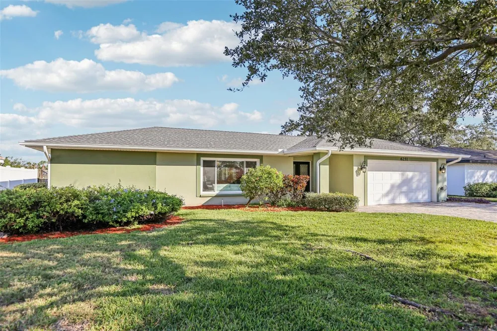 6251 18TH STREET NE St Petersburg, FL 33702
