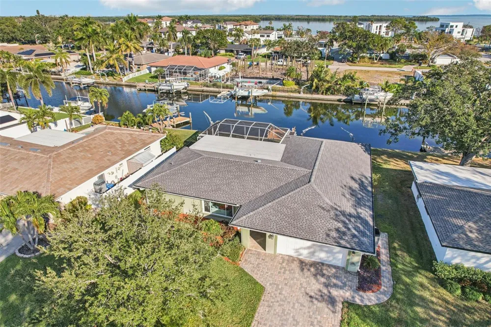 6251 18TH STREET NE St Petersburg, FL 33702
