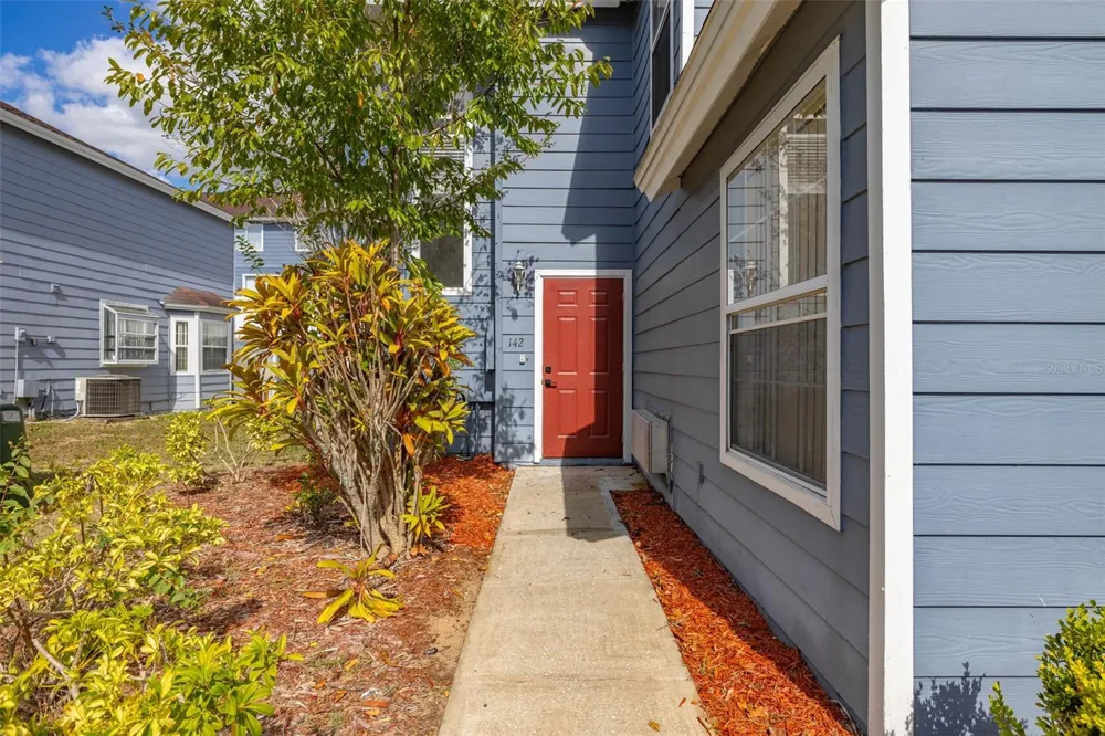 142 MANGO DRIVE Davenport, FL 33897