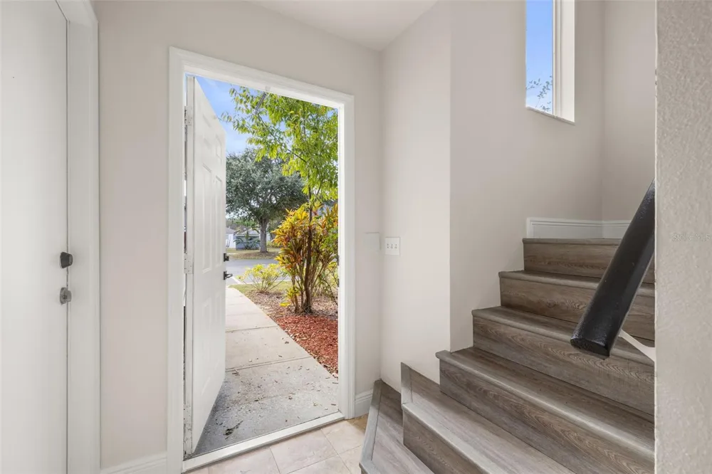 142 MANGO DRIVE Davenport, FL 33897