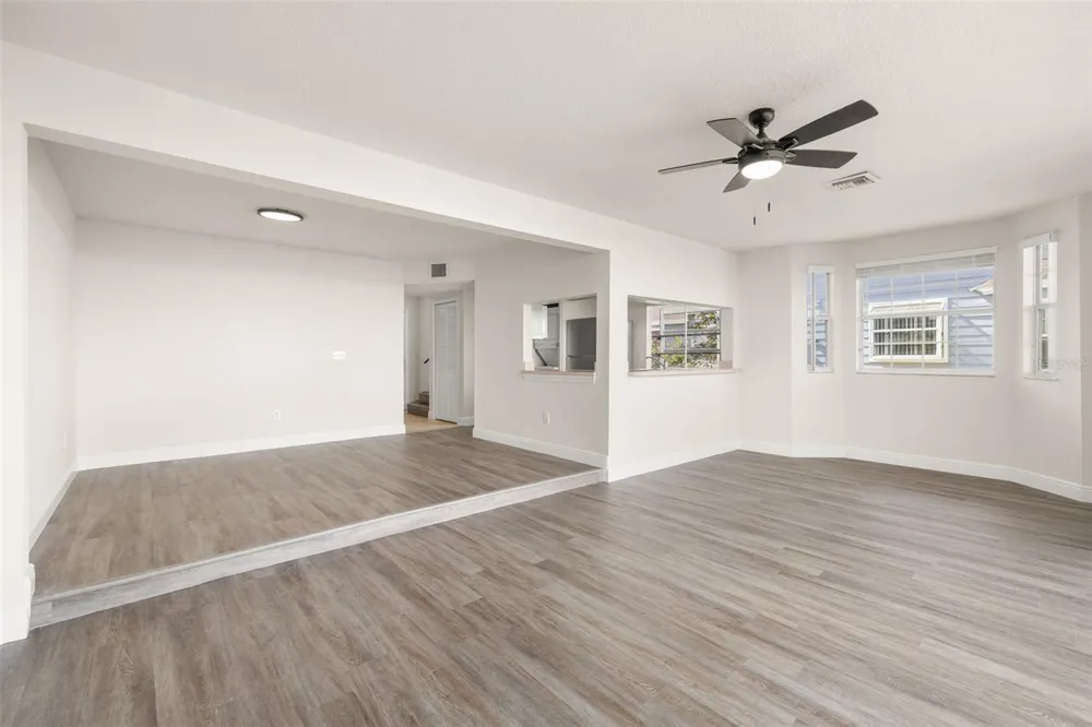 142 MANGO DRIVE Davenport, FL 33897