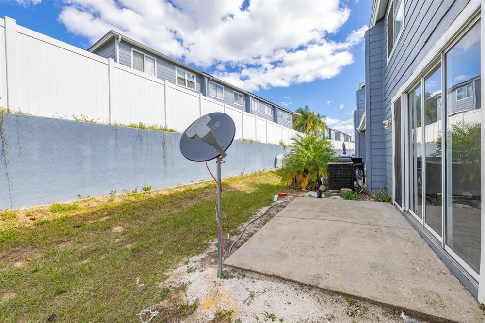 142 MANGO DRIVE Davenport, FL 33897