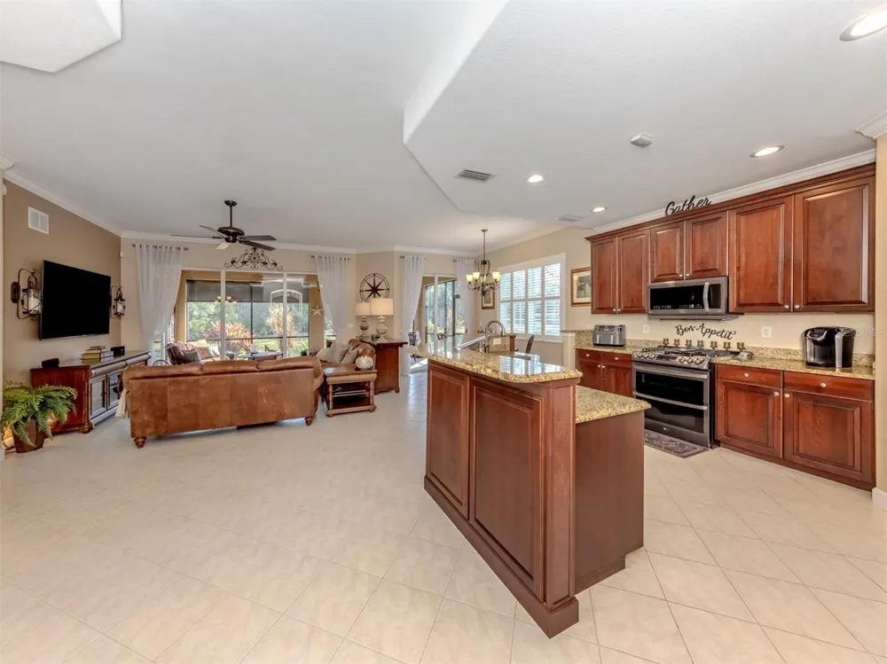 114 BELLA VISTA TERRACE #6B North Venice, FL 34275