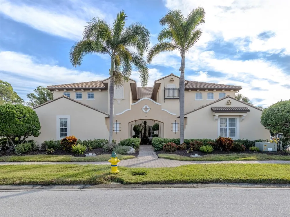 114 BELLA VISTA TERRACE #6B North Venice, FL 34275