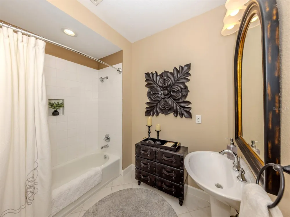 114 BELLA VISTA TERRACE #6B North Venice, FL 34275