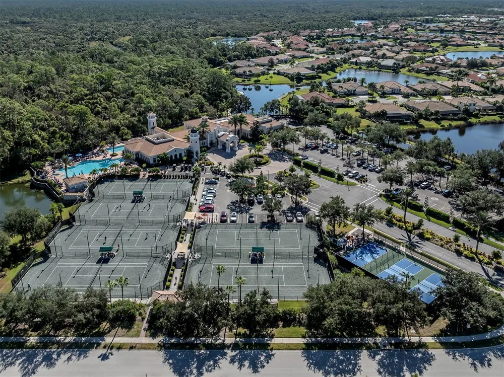114 BELLA VISTA TERRACE #6B North Venice, FL 34275