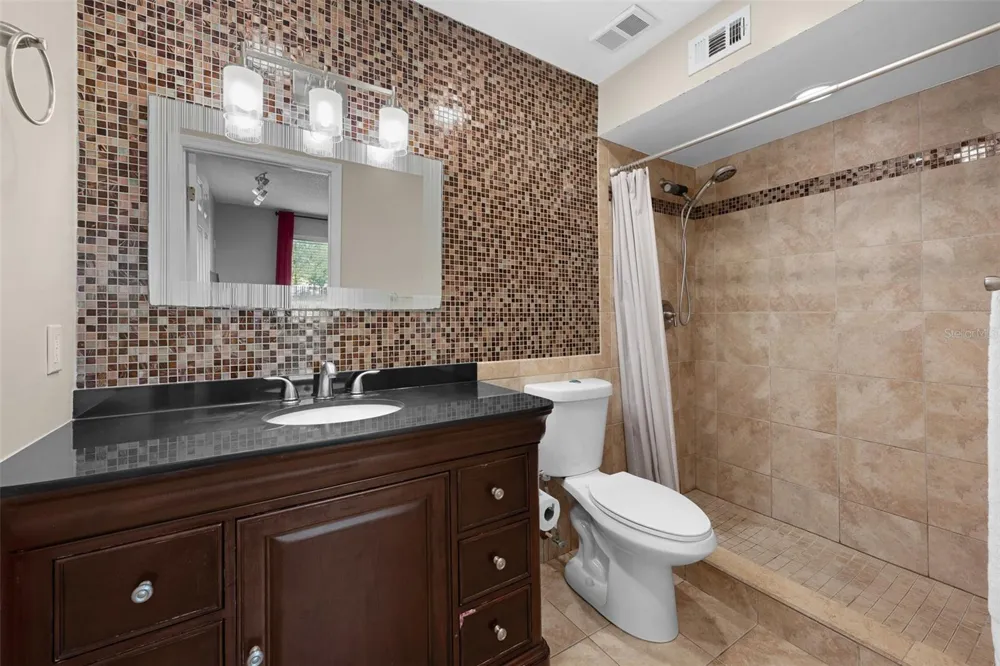 9481 HIGHLAND OAK DRIVE #1709 Tampa, FL 33647