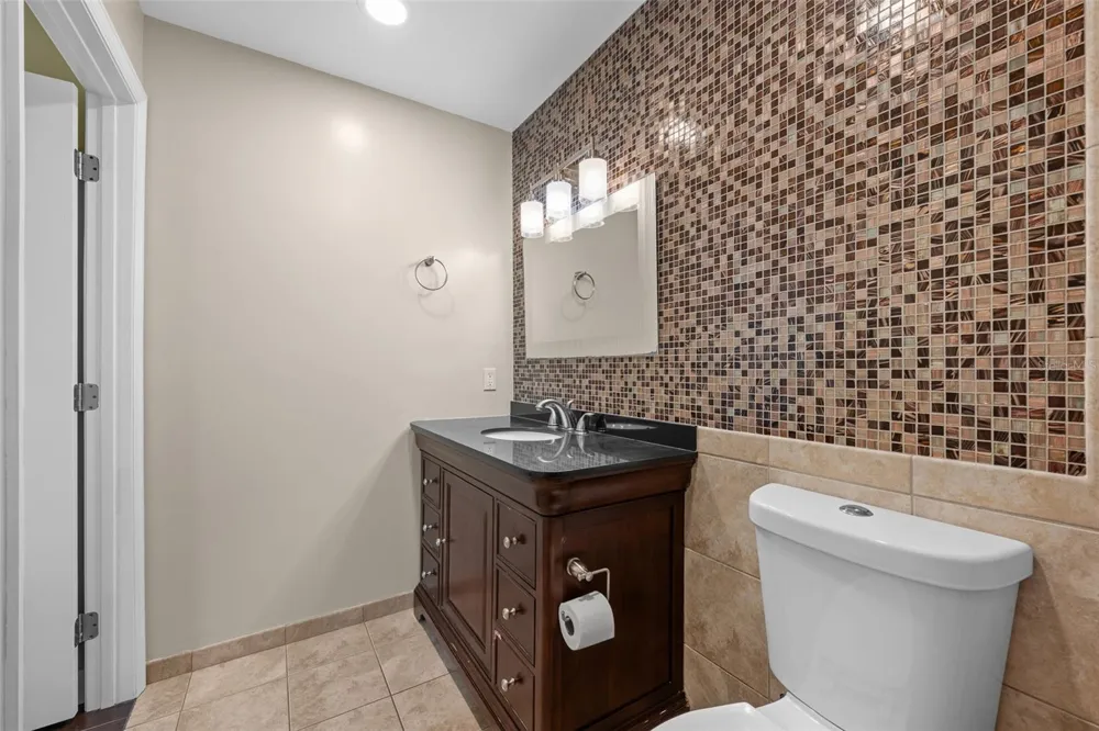 9481 HIGHLAND OAK DRIVE #1709 Tampa, FL 33647