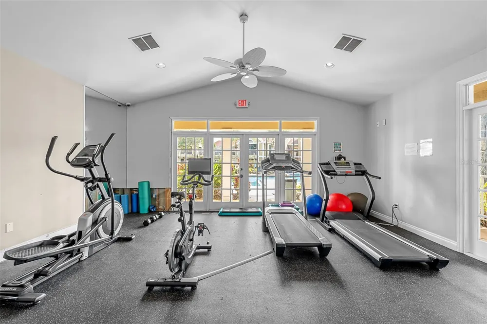 9481 HIGHLAND OAK DRIVE #1709 Tampa, FL 33647