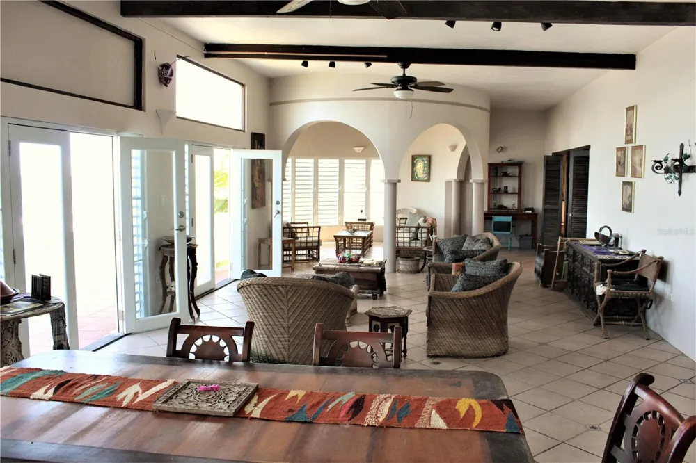 316 EL MAROC Vieques, PR 00765