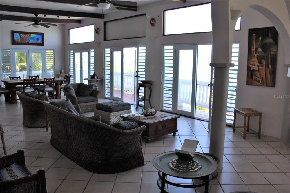 316 EL MAROC Vieques, PR 00765