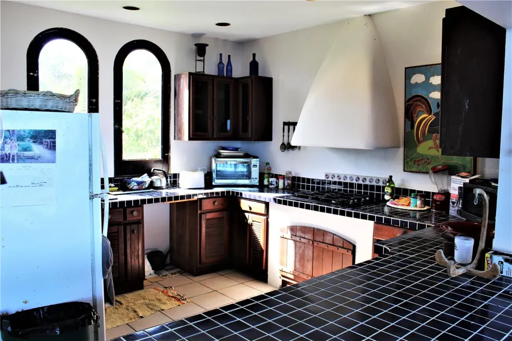 316 EL MAROC Vieques, PR 00765