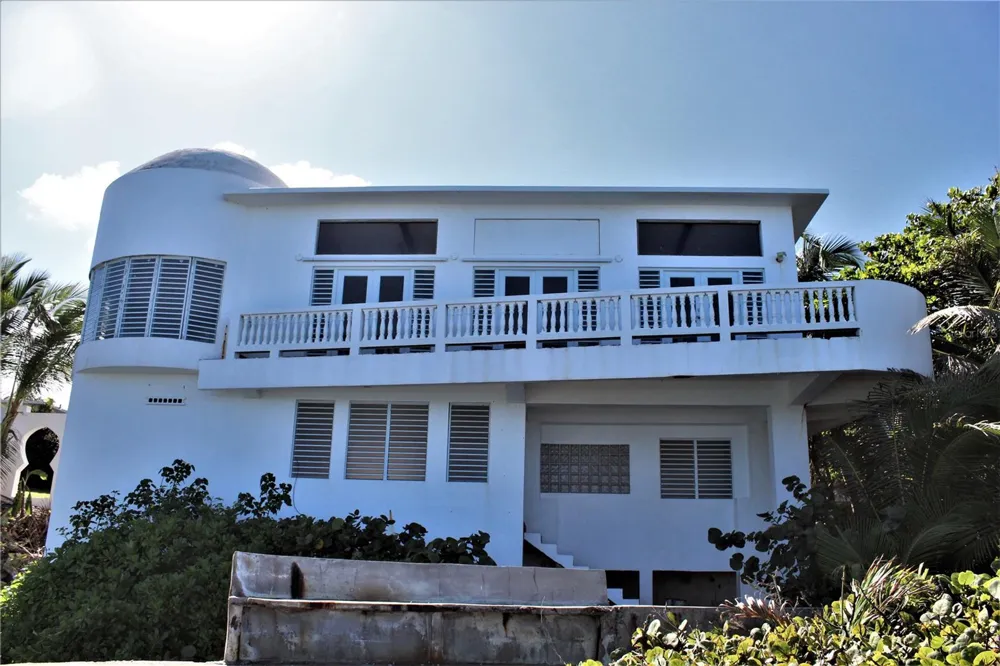 316 EL MAROC Vieques, PR 00765