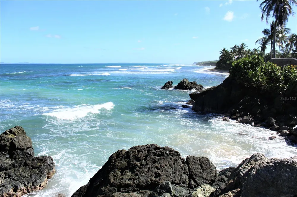 316 EL MAROC Vieques, PR 00765