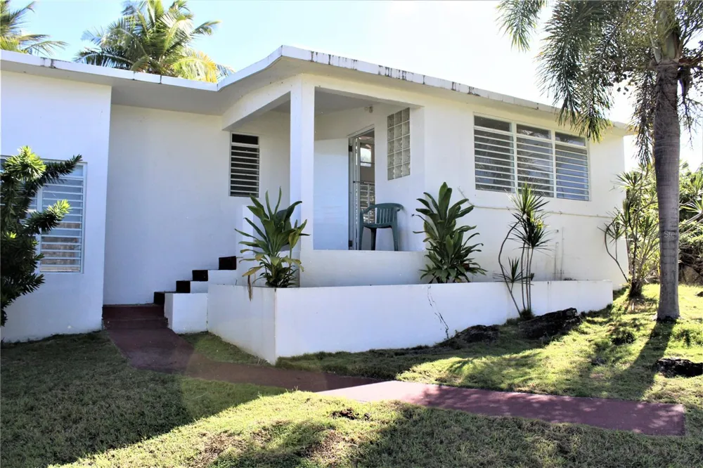 316 EL MAROC Vieques, PR 00765