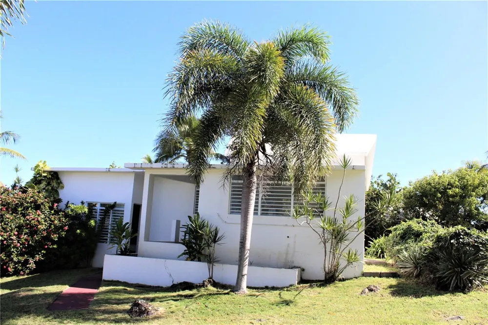316 EL MAROC Vieques, PR 00765