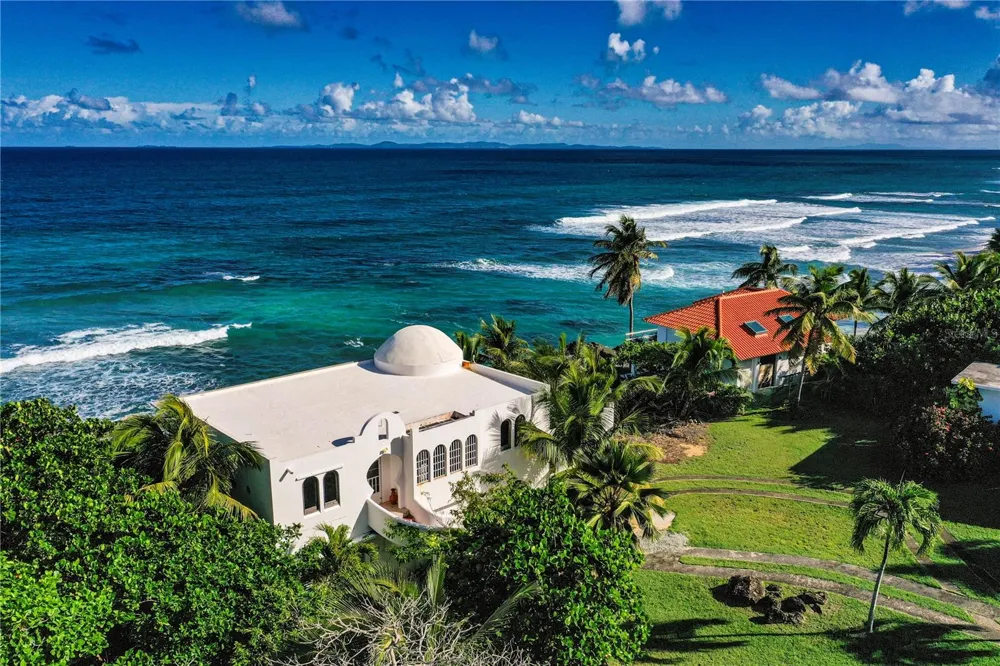 316 EL MAROC Vieques, PR 00765