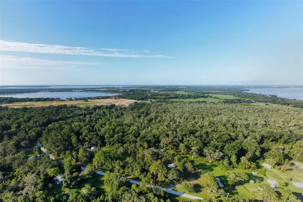 8915 COUNTY ROAD 44 Leesburg, FL 34788