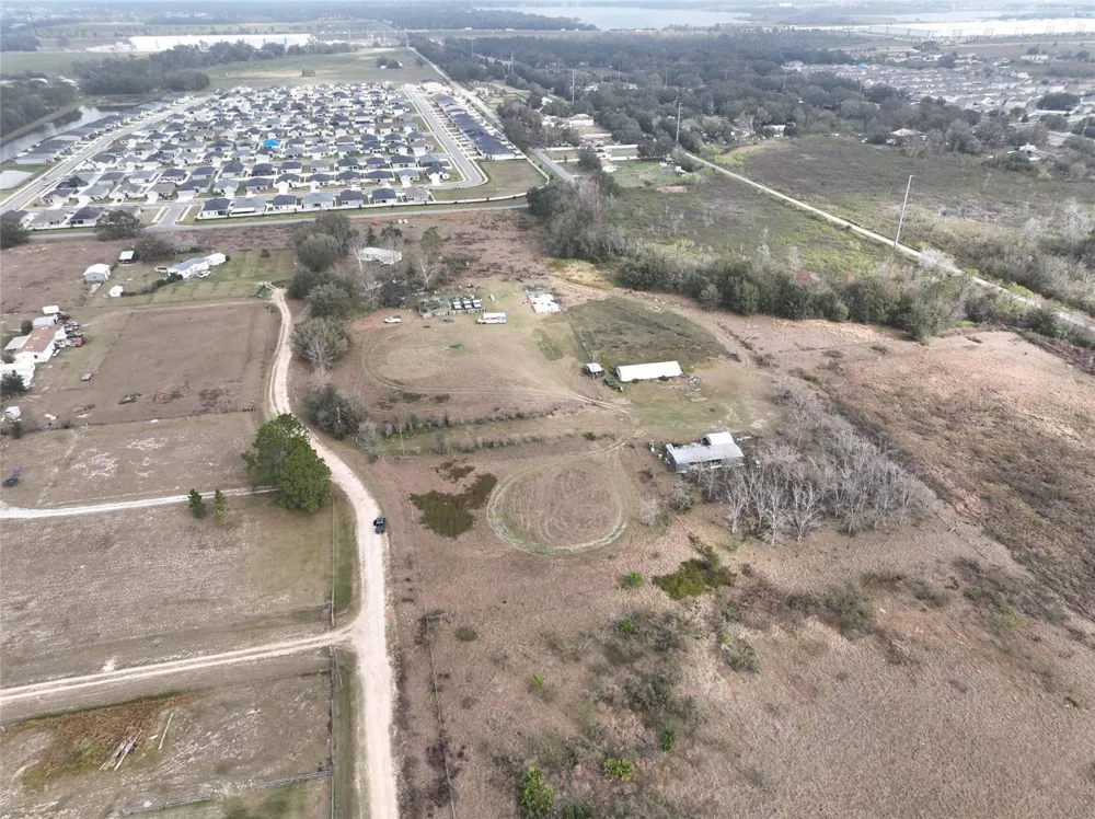 307 & 317 SKYBLUE LANE Auburndale, FL 33823