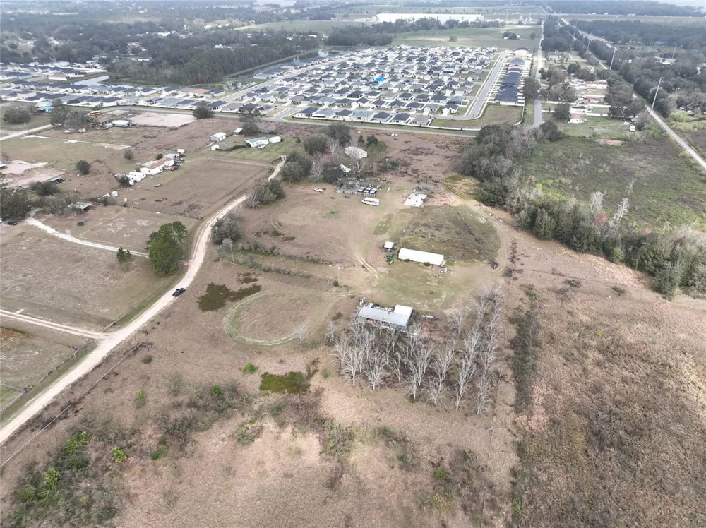 307 & 317 SKYBLUE LANE Auburndale, FL 33823