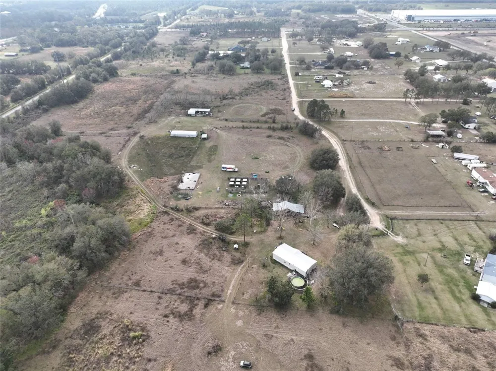 307 & 317 SKYBLUE LANE Auburndale, FL 33823