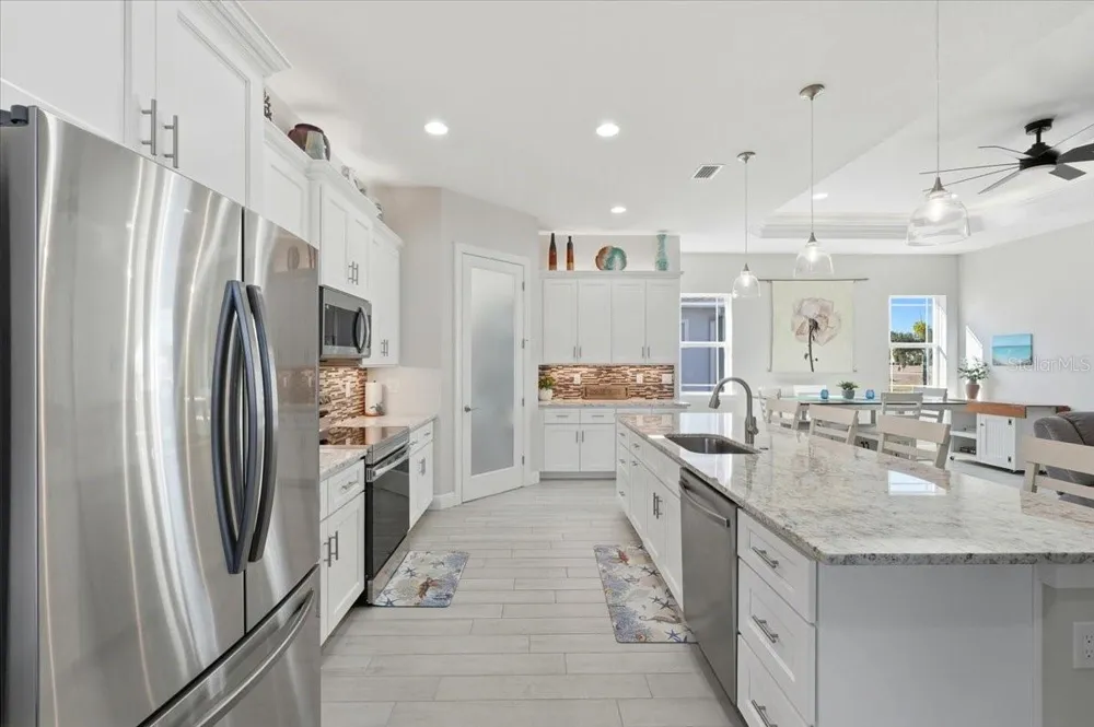 303 NOLANE LANE Polk City, FL 33868