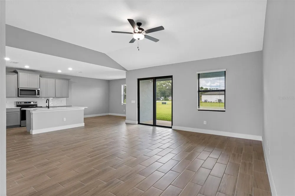 13521 WALDEN SHEFFIELD ROAD Dover, FL 33527